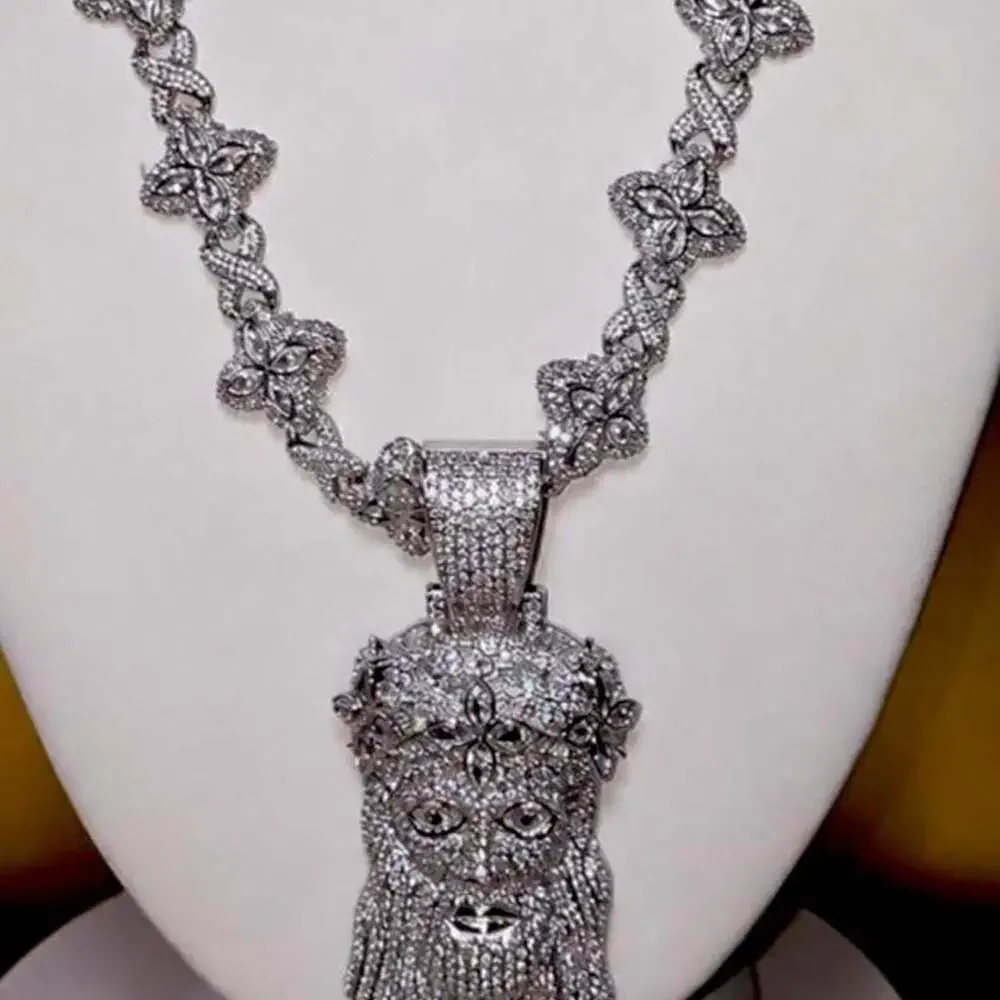 Silver Jesus Clover Pendant Necklace 2 E 68